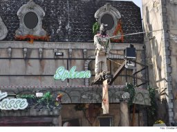 Fotos des Aufbaus des Ingolstädter Herbstvolksfestes 2024