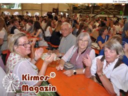 Fotos vom Barthelmarkt in Oberstimm 2025 (Freitag, Zelt)