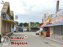 Weitere Fotos vom Aufbau des Ingolstädter Pfingstvolksfestes 2025