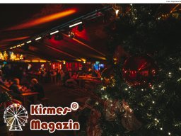 Fotos vom Weihnachtsmarkt 2025 am Alexanderplatz in Berlin